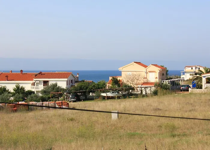 Apartment With A Parking Space Povljana, Pag - 9405 *